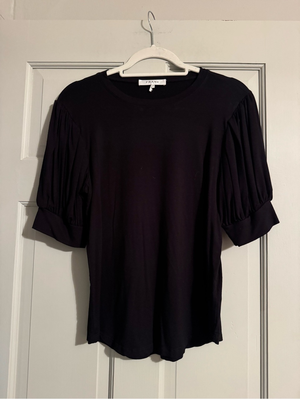 Frame Denim Black Puff-Sleeve Crewneck Tee